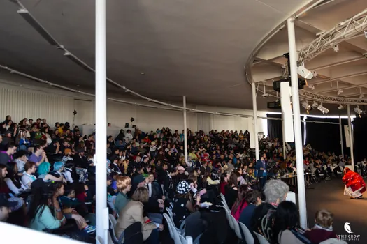 Copyright : Michael Bally